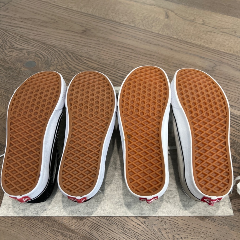 Vans women's sz 6.5 lot - Picture 10 of 10